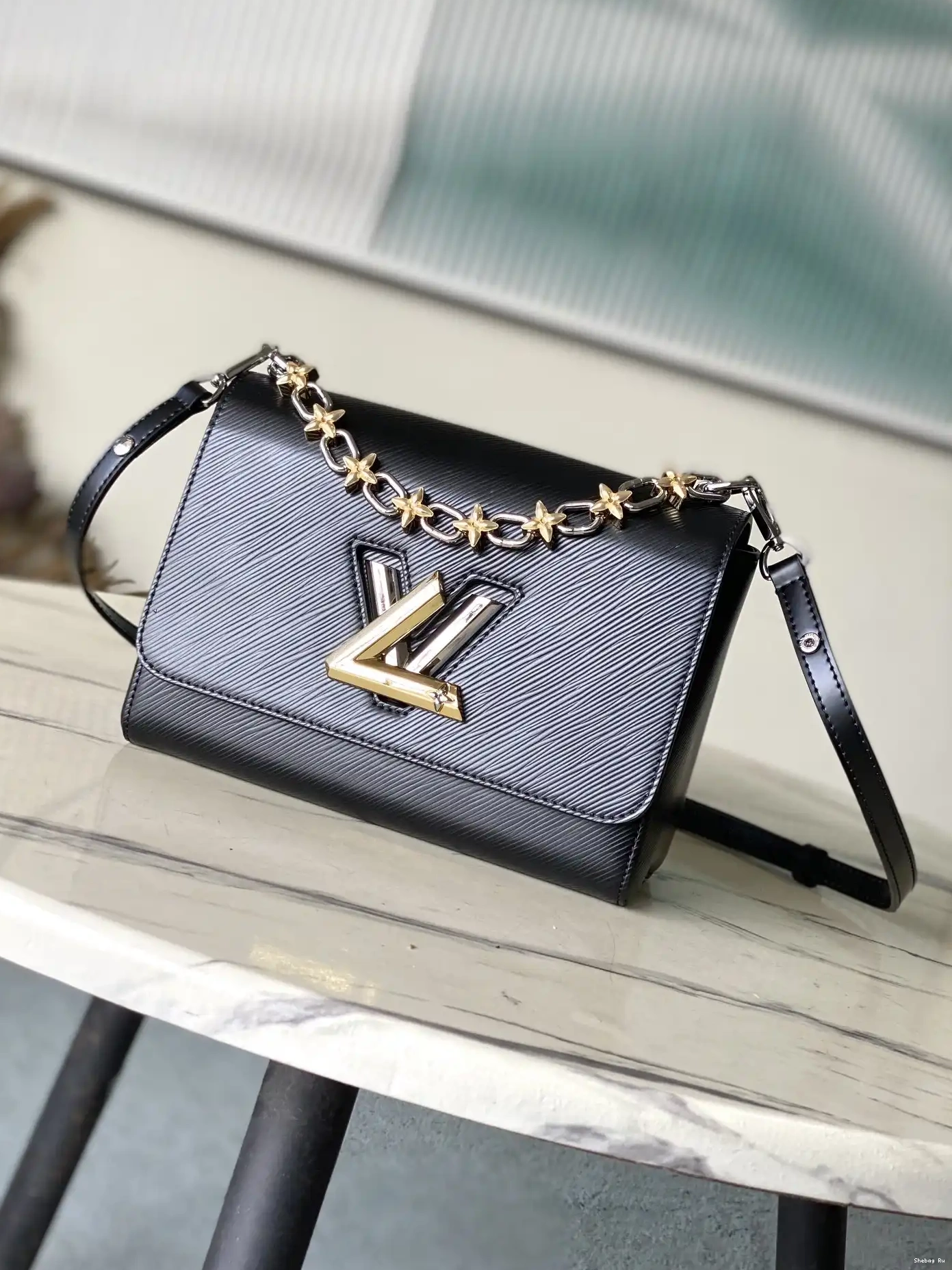 MM-23*17*9.5CM TWIST VUITTON LOUIS 0517